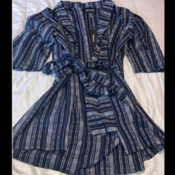 Brand New BCBGMaxAzria Light Stripe Wrap Jacket - Picture 8 of 9